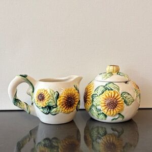 Vintage Sunflower Creamer & Sugar Bowl Set White Yellow